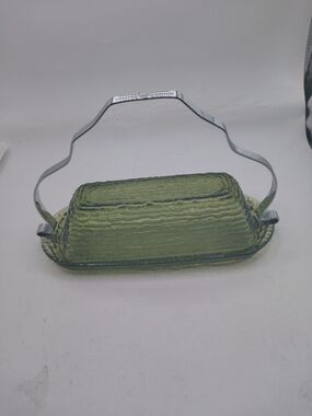 Anchor Hocking Olive Green Textured Glass Butter Dish with Silver Handle